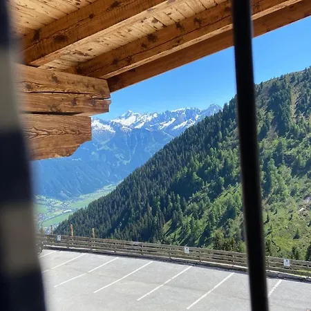 Alpengasthof Hirschbichlalm * Zellberg